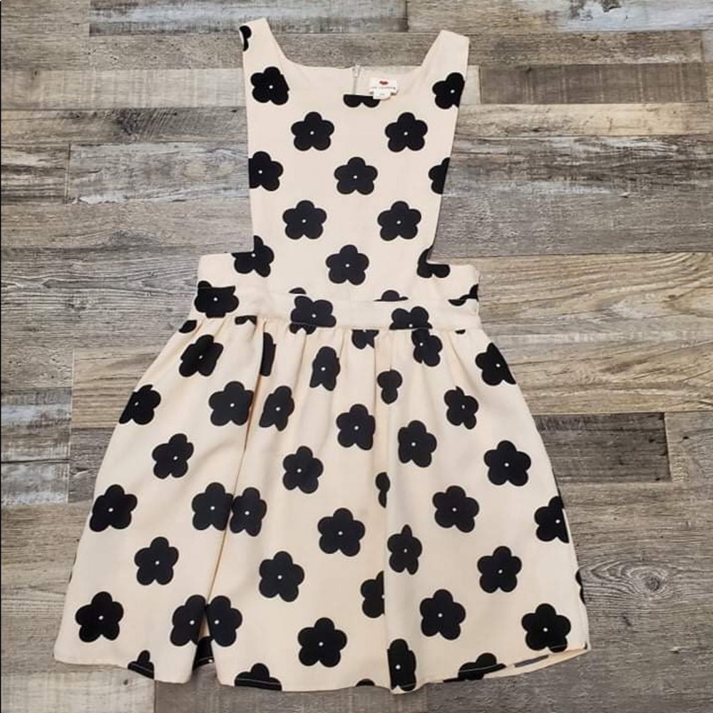 Pinafore apron dress -cream/black medium